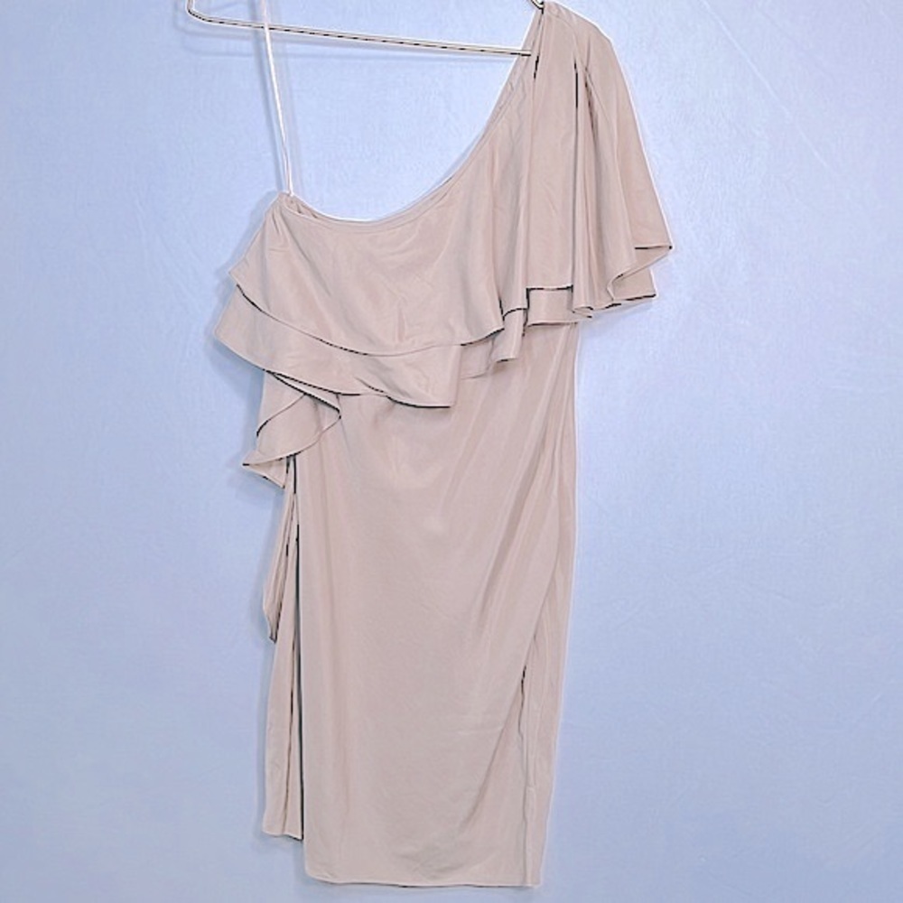 Halston Heritage one shoulder beige cocktail dress size 8